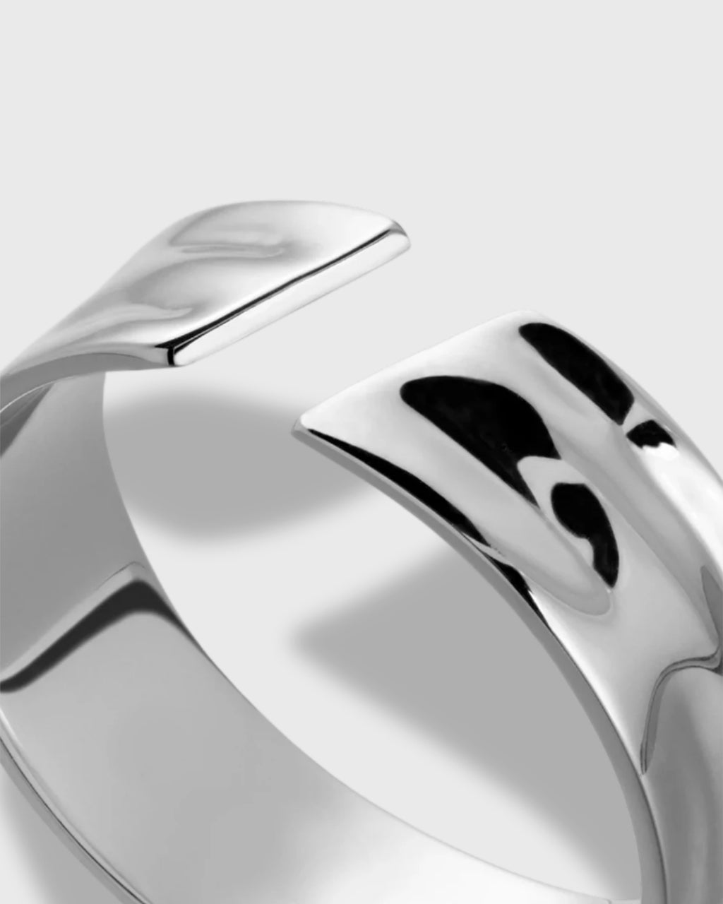 CARDIERO - TEXTURED RING